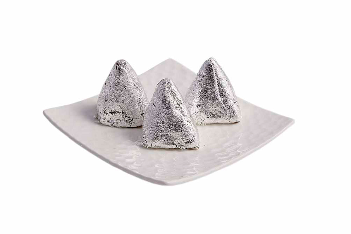 Kaju Samosa