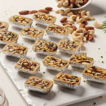 Kaju Anjeer Roll